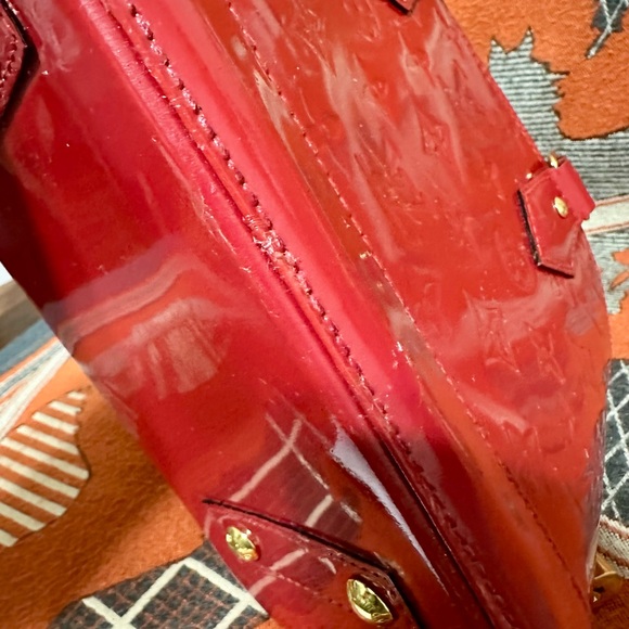 LOUIS VUITTON ❤️🌟AA1173 VERNIS RED ALMA BB NO LONG STRAP ⭐️ - Picture 10 of 15